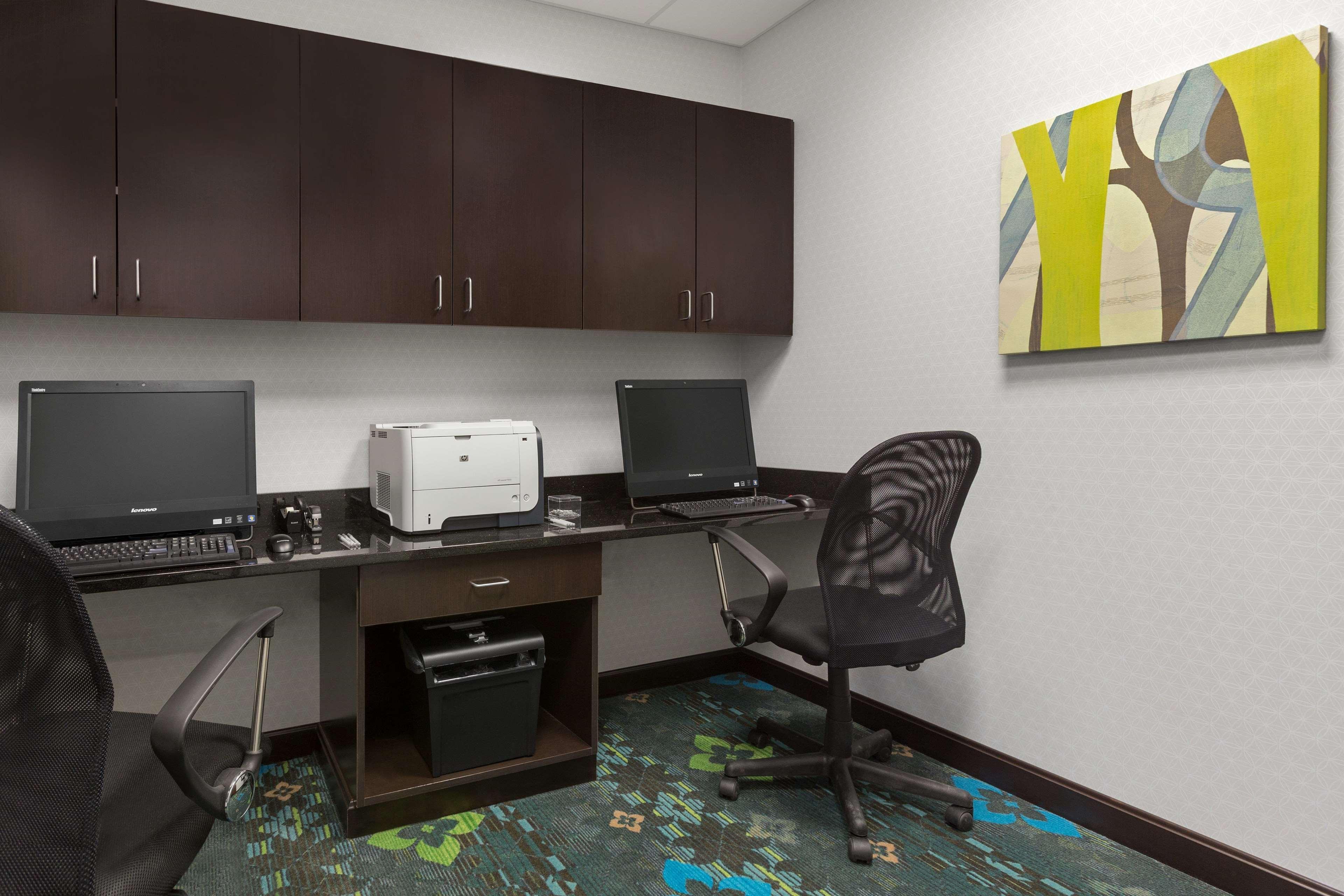 Hampton Inn Феърмонт Екстериор снимка
